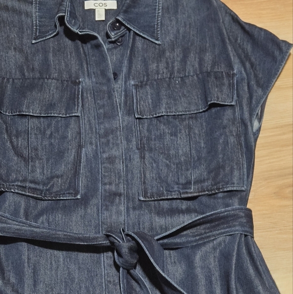 COS Denim Utility Dark Wash Cargo Front Pockets Luxury Durable Dress Size 6 - Picture 9 of 16